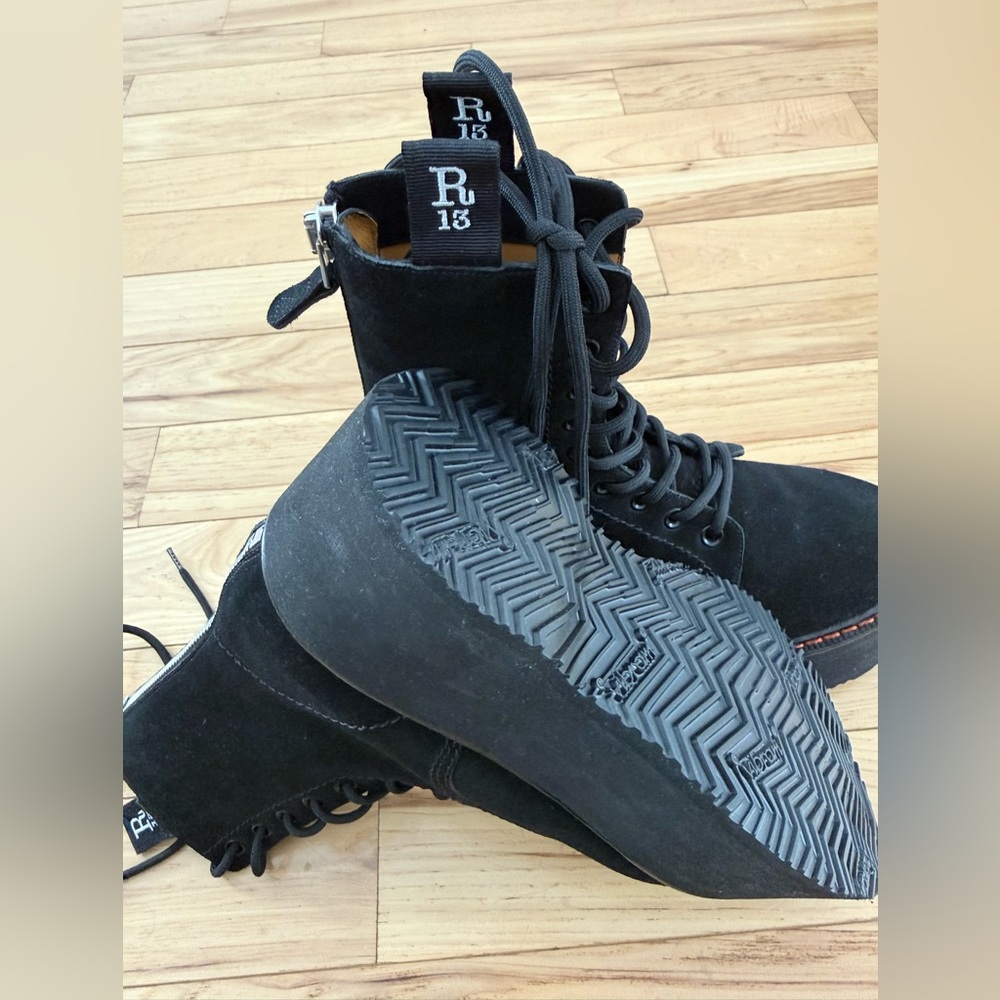 Black Platform Lace-Up Boots - Picture 9 of 9